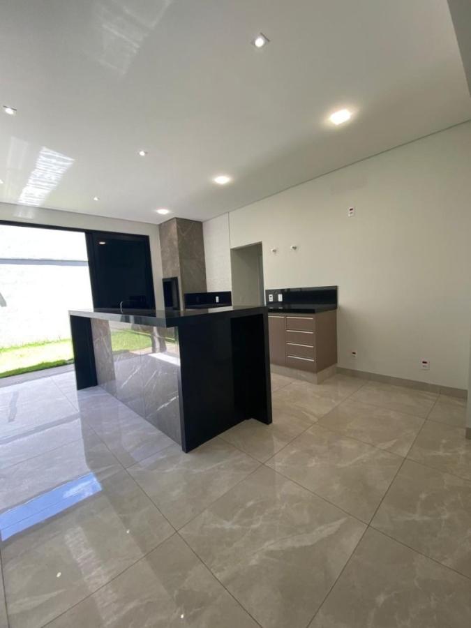 Casa à venda com 3 quartos, 140m² - Foto 7