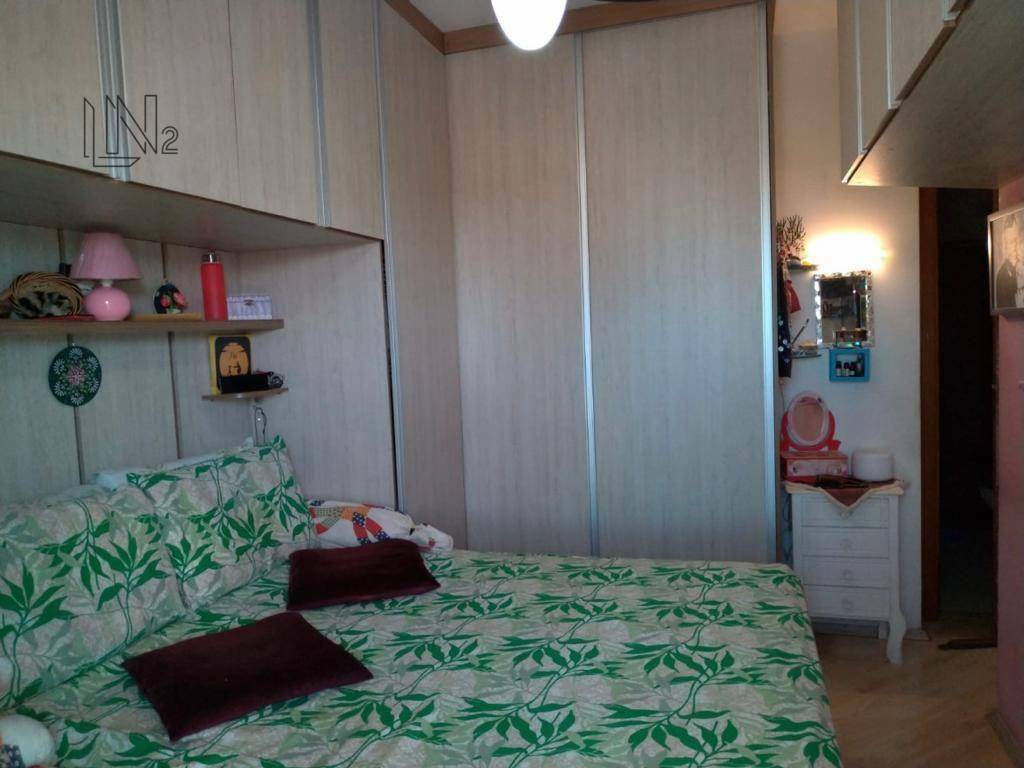 Apartamento à venda com 2 quartos, 69m² - Foto 11