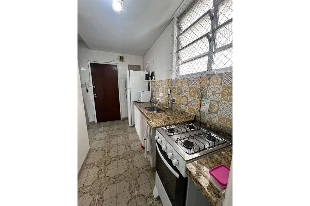 Apartamento à venda com 2 quartos, 83m² - Foto 11