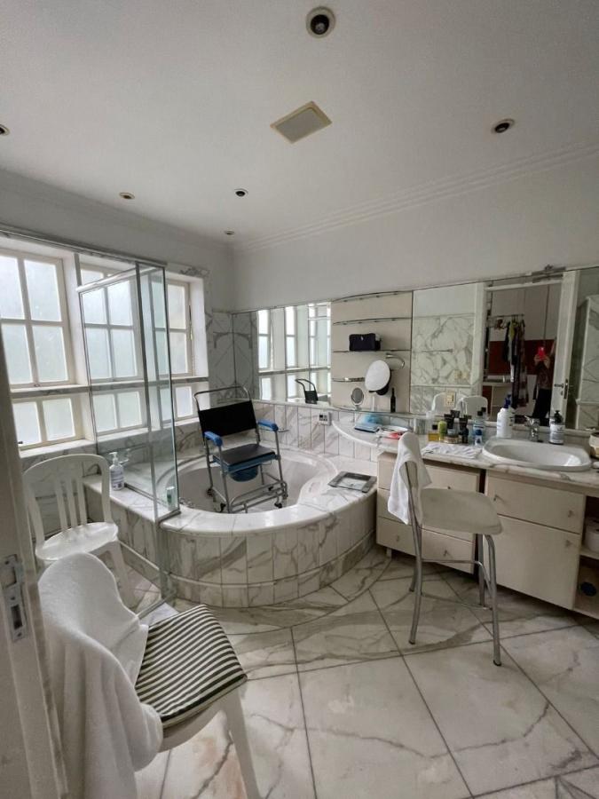 Casa para alugar com 6 quartos, 960m² - Foto 20