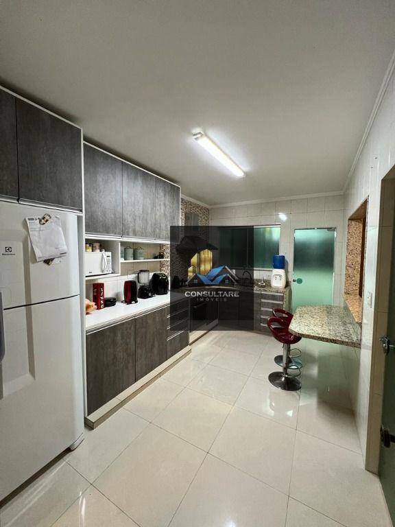 Apartamento à venda com 3 quartos, 130m² - Foto 8