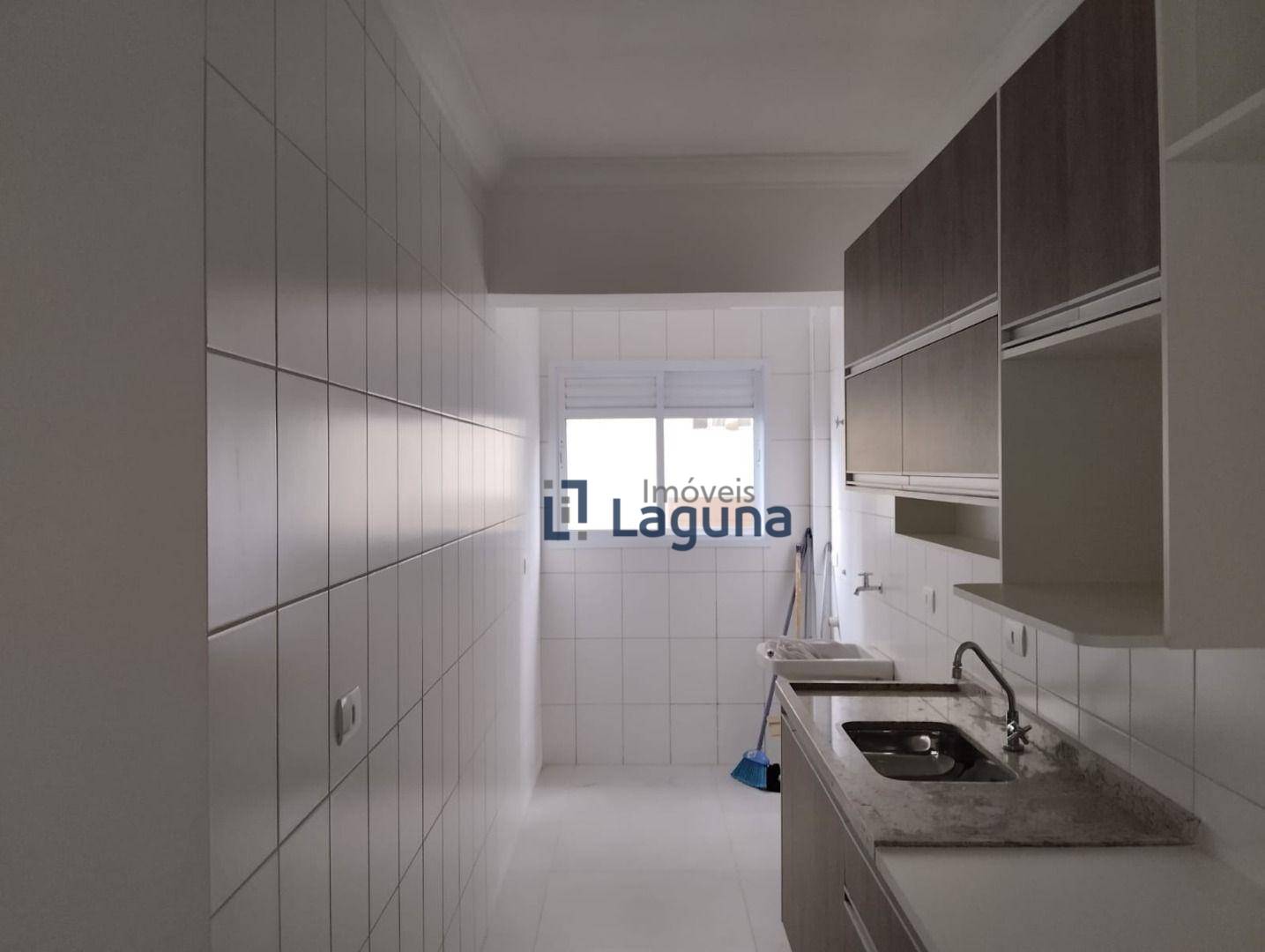 Apartamento para alugar com 2 quartos, 69m² - Foto 6