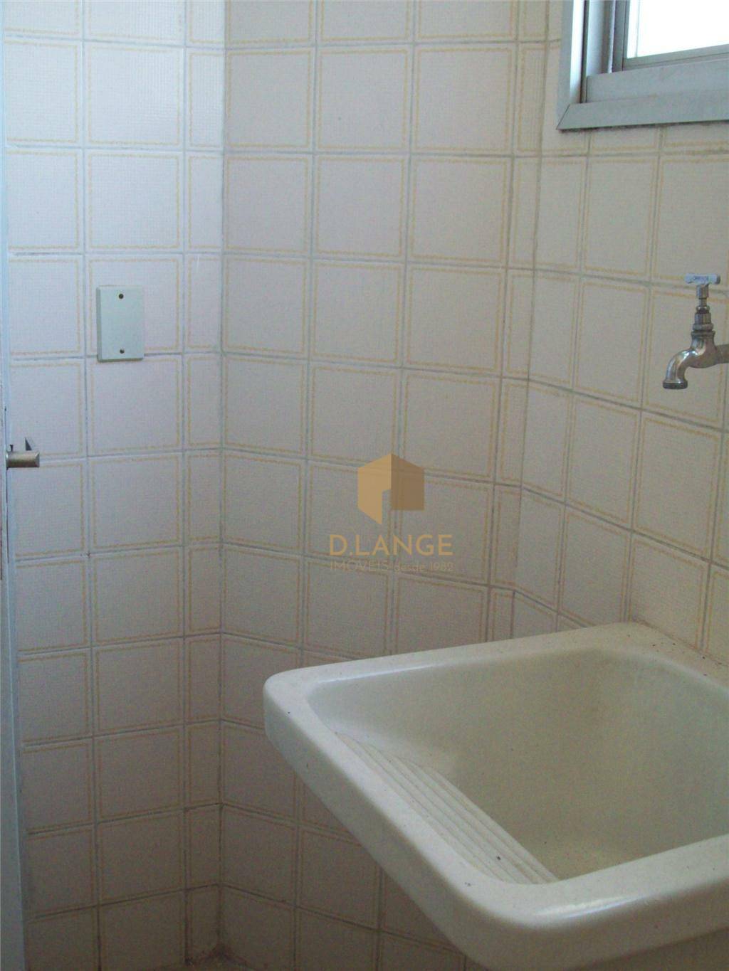 Apartamento para alugar com 2 quartos, 80m² - Foto 12