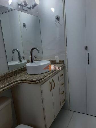 Apartamento à venda com 2 quartos, 56m² - Foto 18