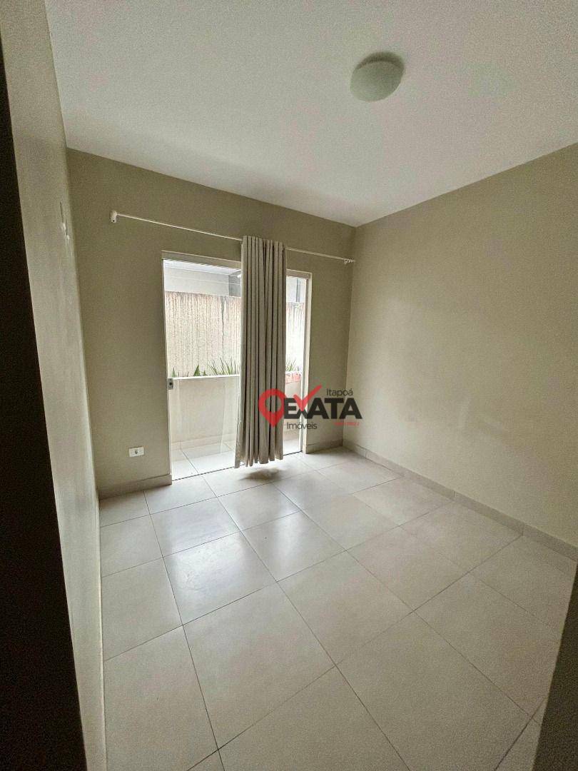 Casa à venda com 3 quartos, 99m² - Foto 13