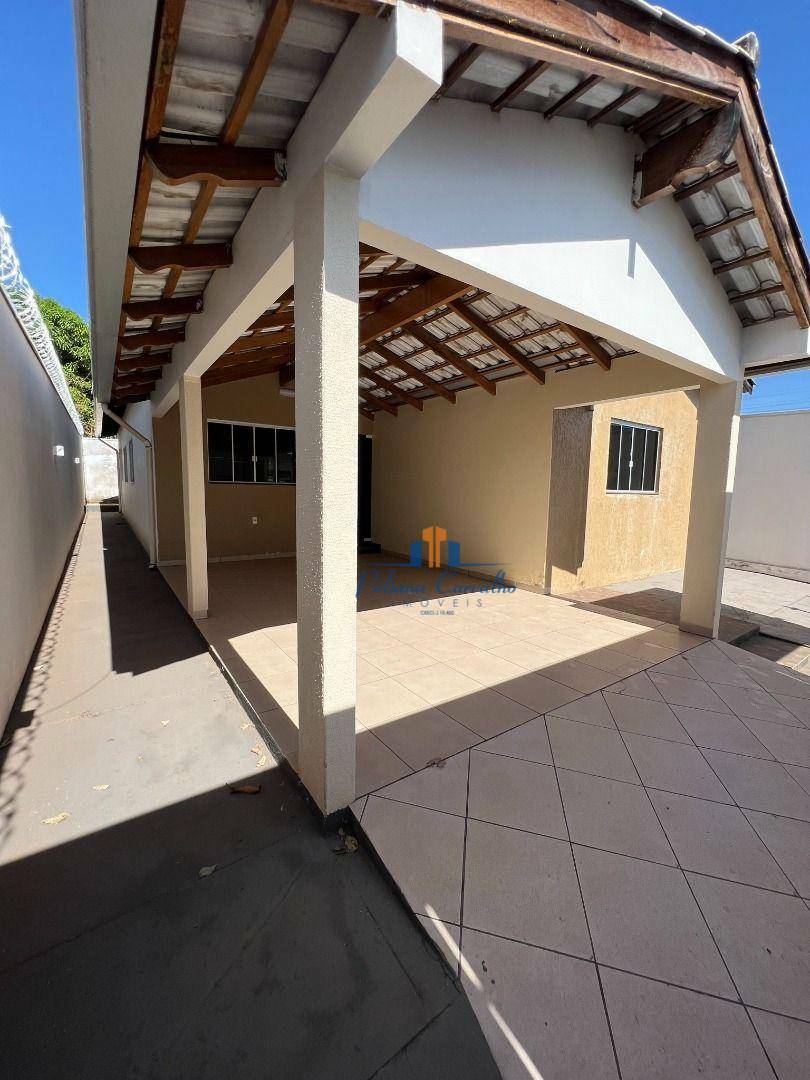 Casa à venda e aluguel com 3 quartos, 135m² - Foto 4