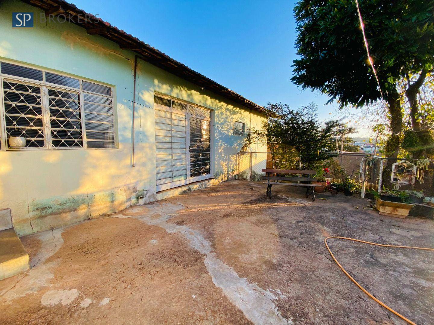 Casa à venda com 3 quartos, 200m² - Foto 25