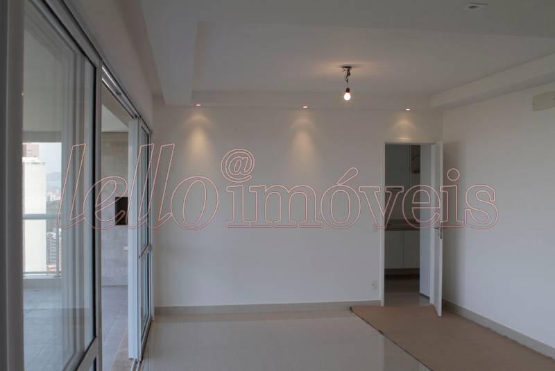 Apartamento à venda com 3 quartos, 190m² - Foto 2