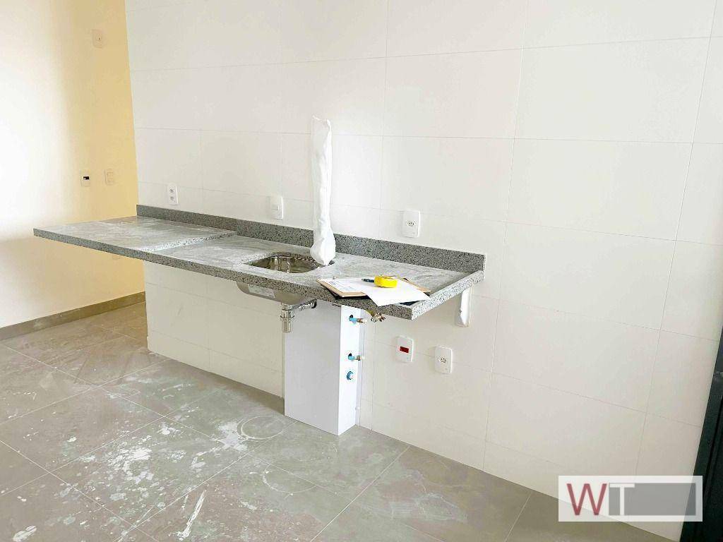 Apartamento à venda com 3 quartos, 141m² - Foto 12