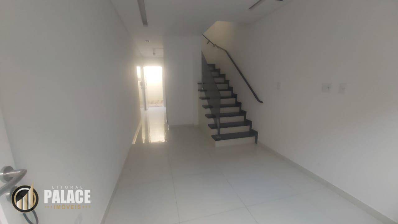 Sobrado à venda com 2 quartos, 53m² - Foto 1