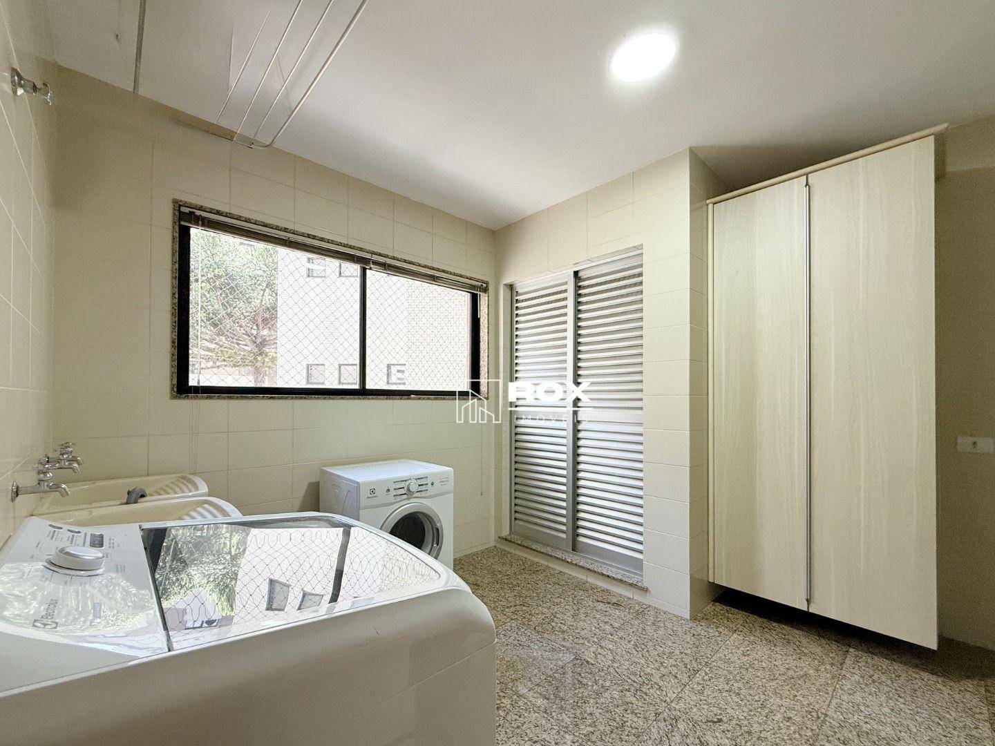 Apartamento para alugar com 4 quartos, 428m² - Foto 51