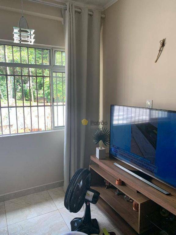 Casa à venda com 2 quartos, 151m² - Foto 8