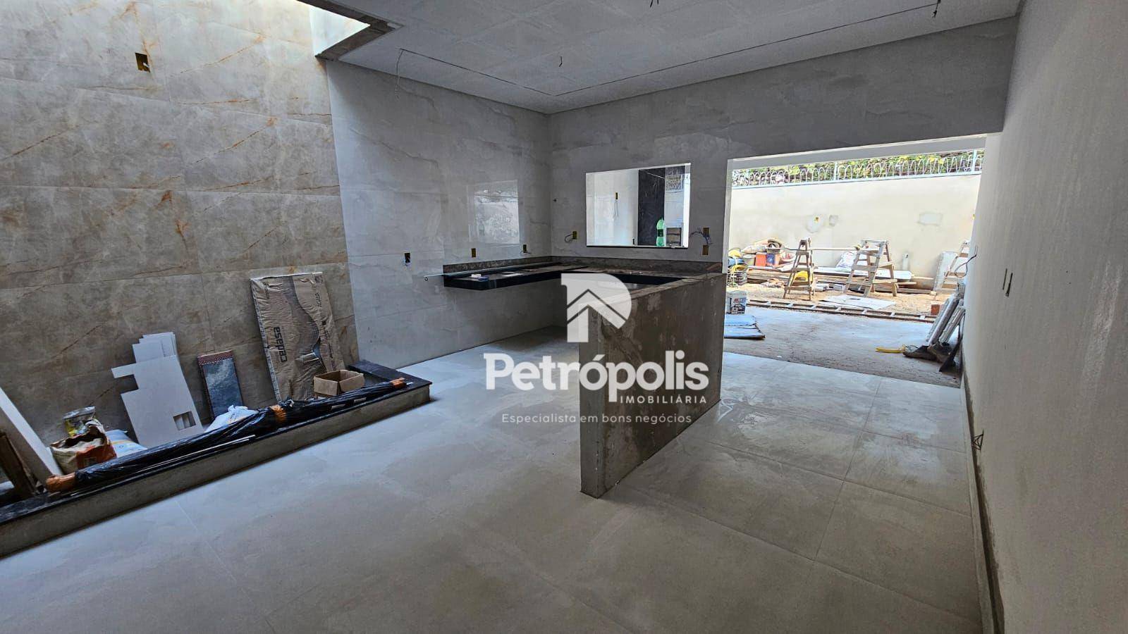 Casa à venda com 3 quartos, 170m² - Foto 3