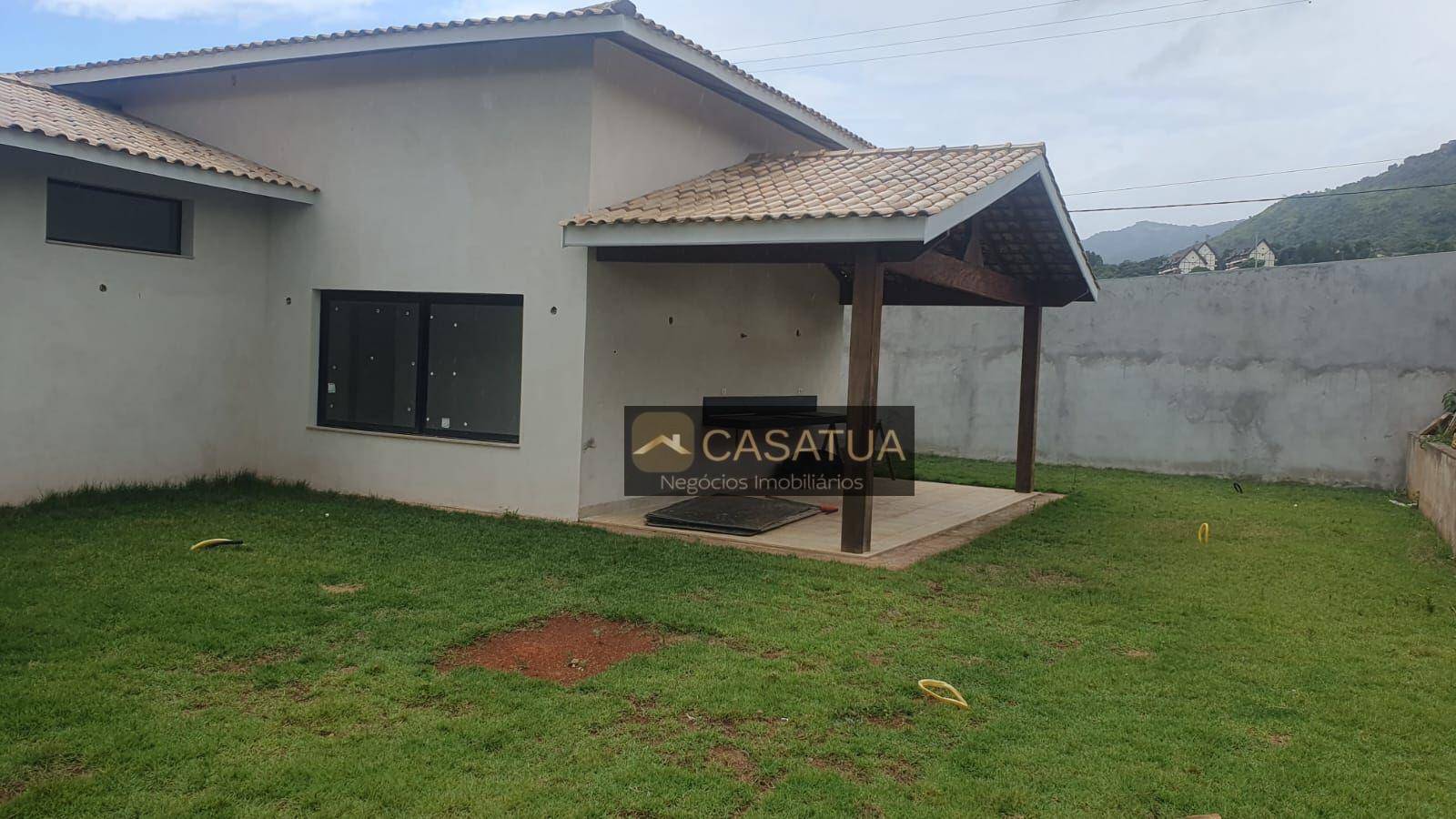 Casa à venda com 3 quartos, 187m² - Foto 2
