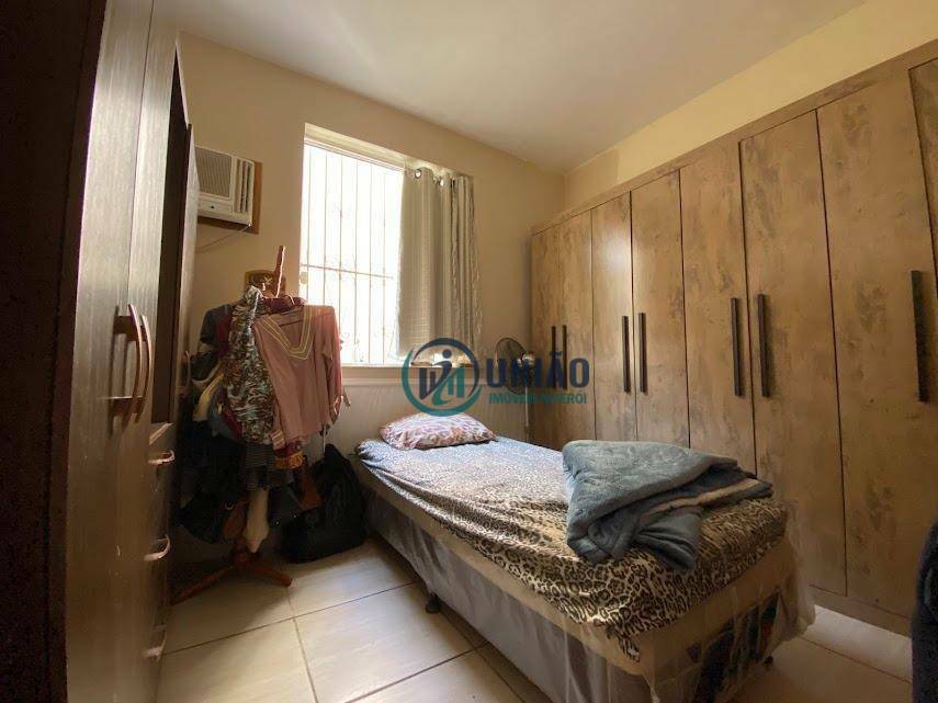 Casa à venda com 4 quartos, 240m² - Foto 30