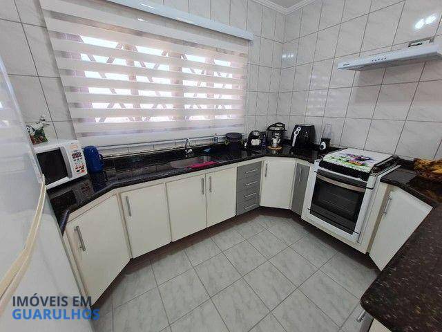 Casa à venda com 3 quartos, 195m² - Foto 4