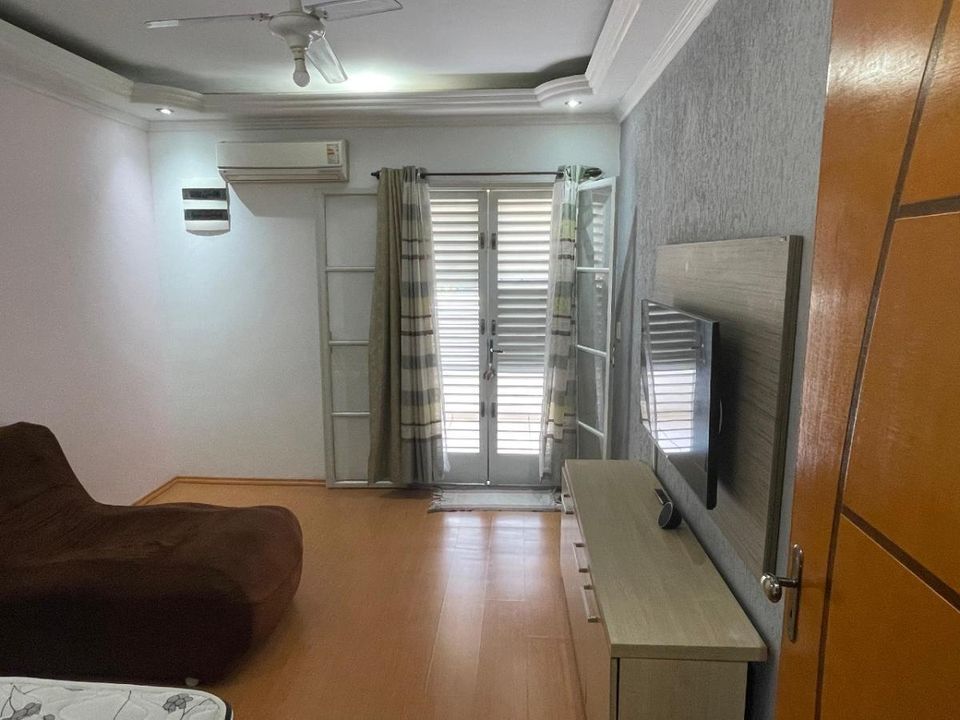 Sobrado à venda com 3 quartos, 325m² - Foto 3