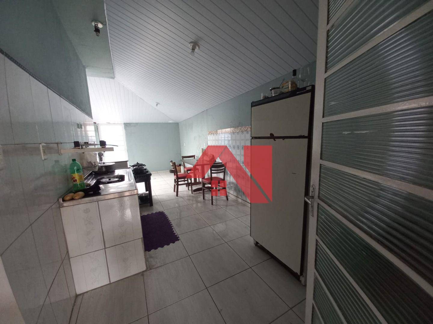 Casa à venda com 3 quartos, 170m² - Foto 4