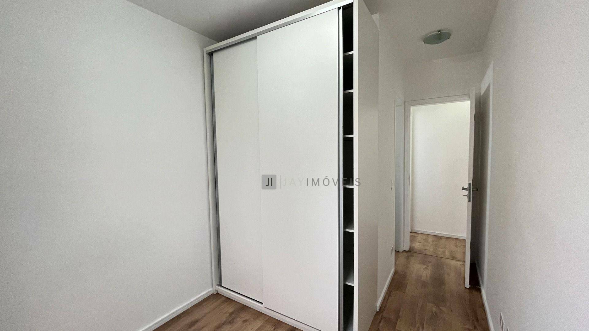 Apartamento para alugar com 2 quartos, 55m² - Foto 11