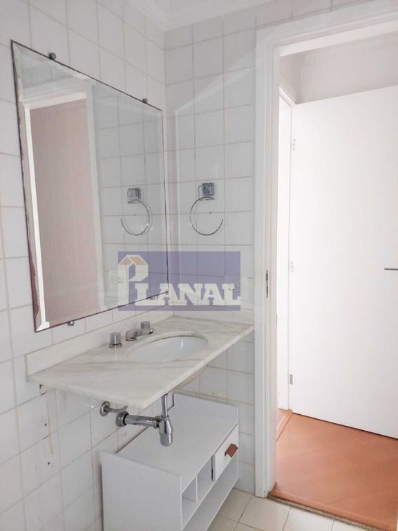 Apartamento à venda com 3 quartos, 75m² - Foto 9