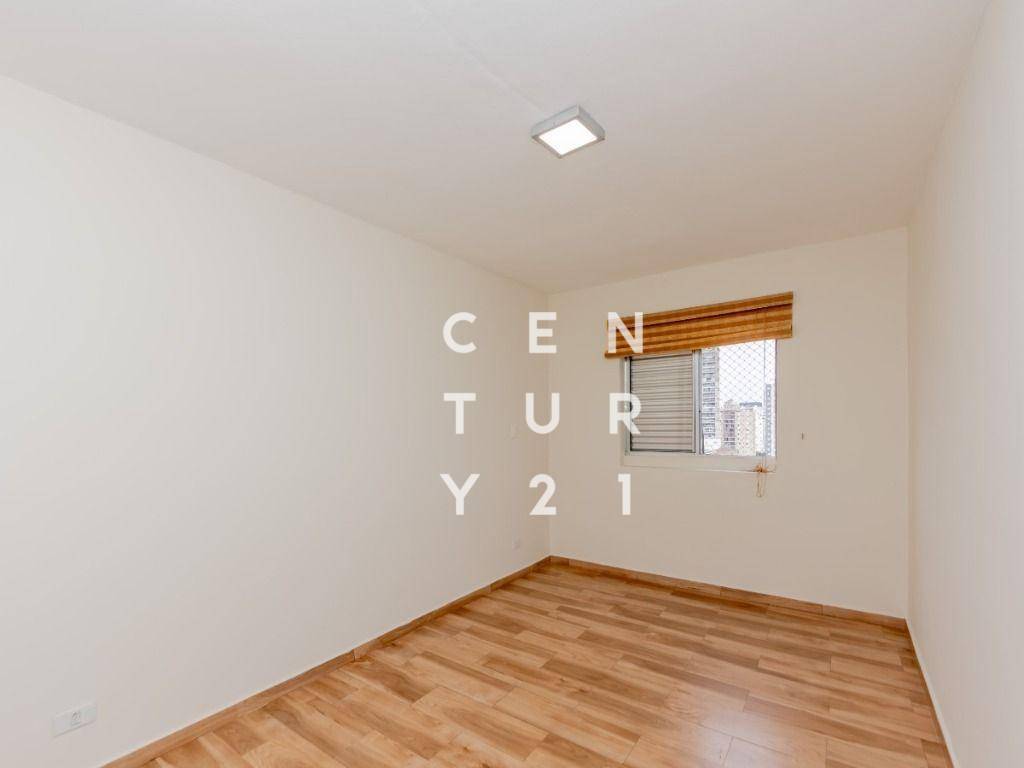 Apartamento à venda com 2 quartos, 62m² - Foto 13