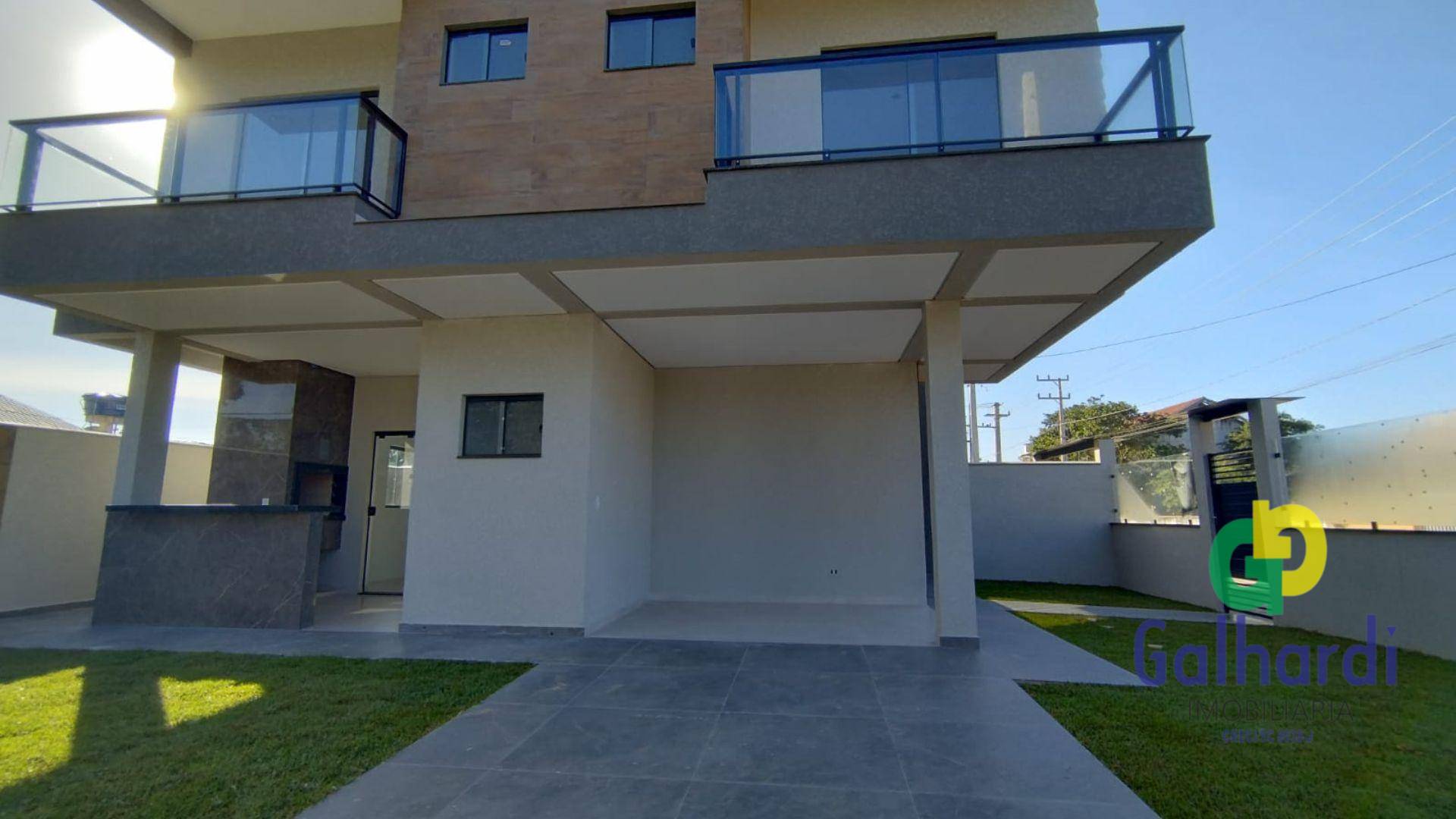 Sobrado à venda com 2 quartos, 120m² - Foto 1