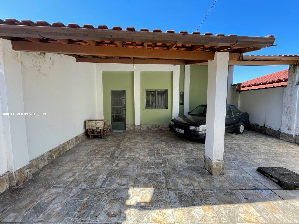 Casa à venda com 2 quartos, 400m² - Foto 1