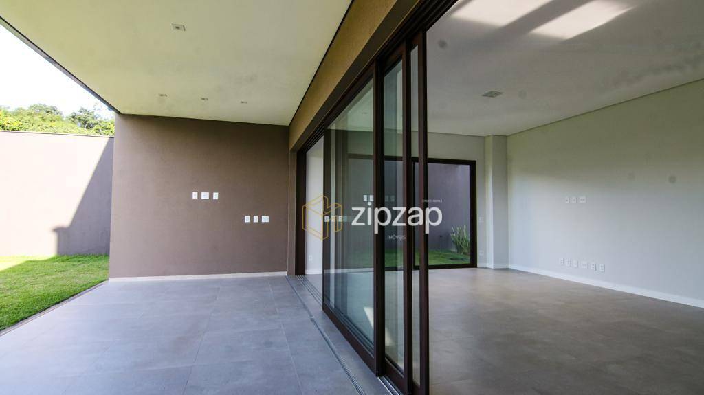 Casa de Condomínio à venda com 3 quartos, 300m² - Foto 26