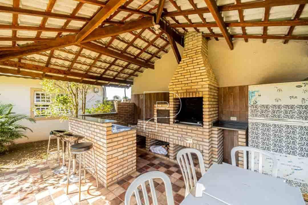 Casa à venda com 6 quartos, 420m² - Foto 34