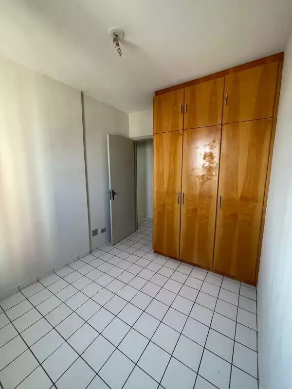 Apartamento para alugar com 2 quartos, 64m² - Foto 6