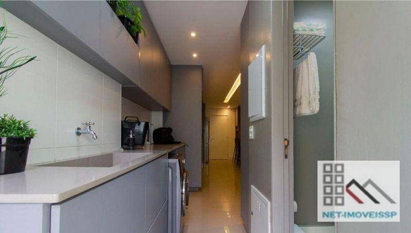 Apartamento à venda com 3 quartos, 218m² - Foto 13