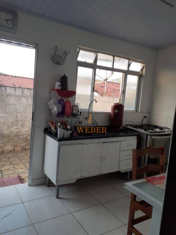 Casa, 4 quartos, 190 m² - Foto 4