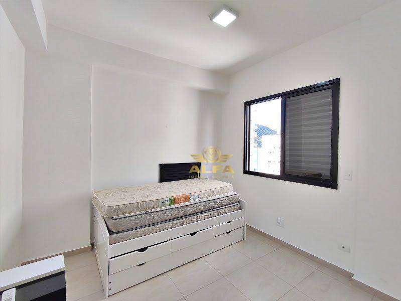 Apartamento à venda com 3 quartos, 98m² - Foto 14