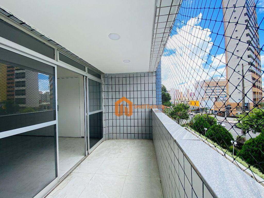 Apartamento à venda com 3 quartos, 170m² - Foto 7