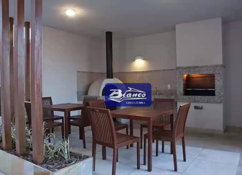 Apartamento para alugar com 2 quartos, 44m² - Foto 11