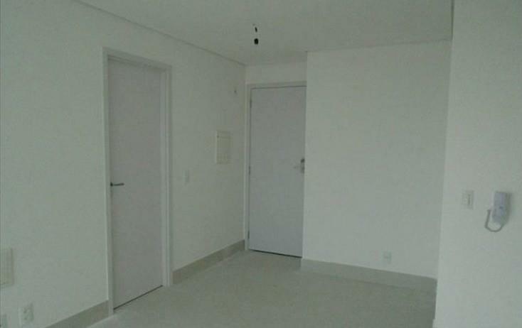 Apartamento à venda com 2 quartos, 66m² - Foto 9