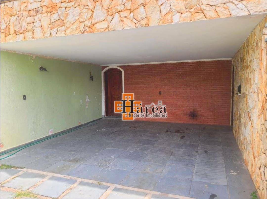 Casa à venda com 3 quartos, 256m² - Foto 3