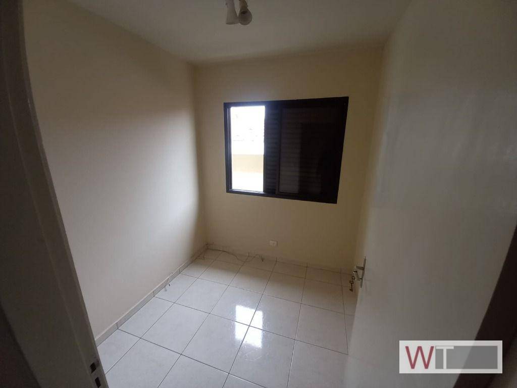 Casa para alugar com 2 quartos, 100m² - Foto 27