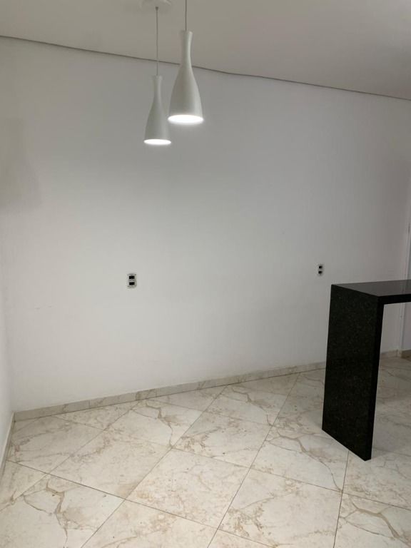 Sobrado à venda com 2 quartos, 200m² - Foto 22