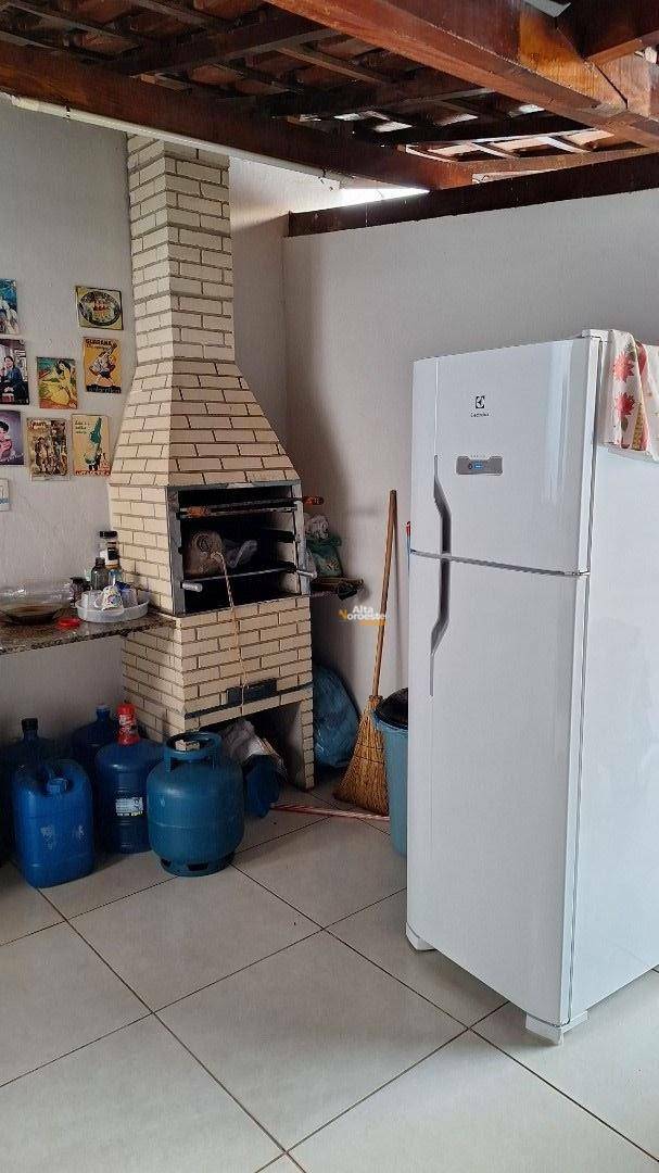 Sobrado à venda com 3 quartos, 230m² - Foto 17