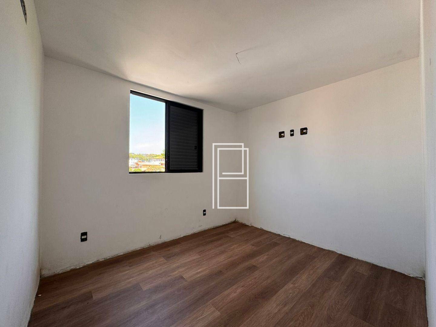 Apartamento à venda com 3 quartos, 85m² - Foto 3