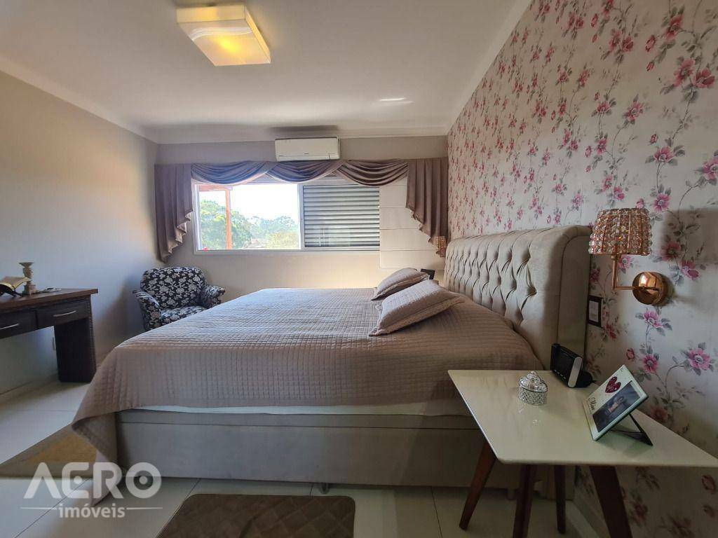 Casa de Condomínio à venda com 3 quartos, 232m² - Foto 12