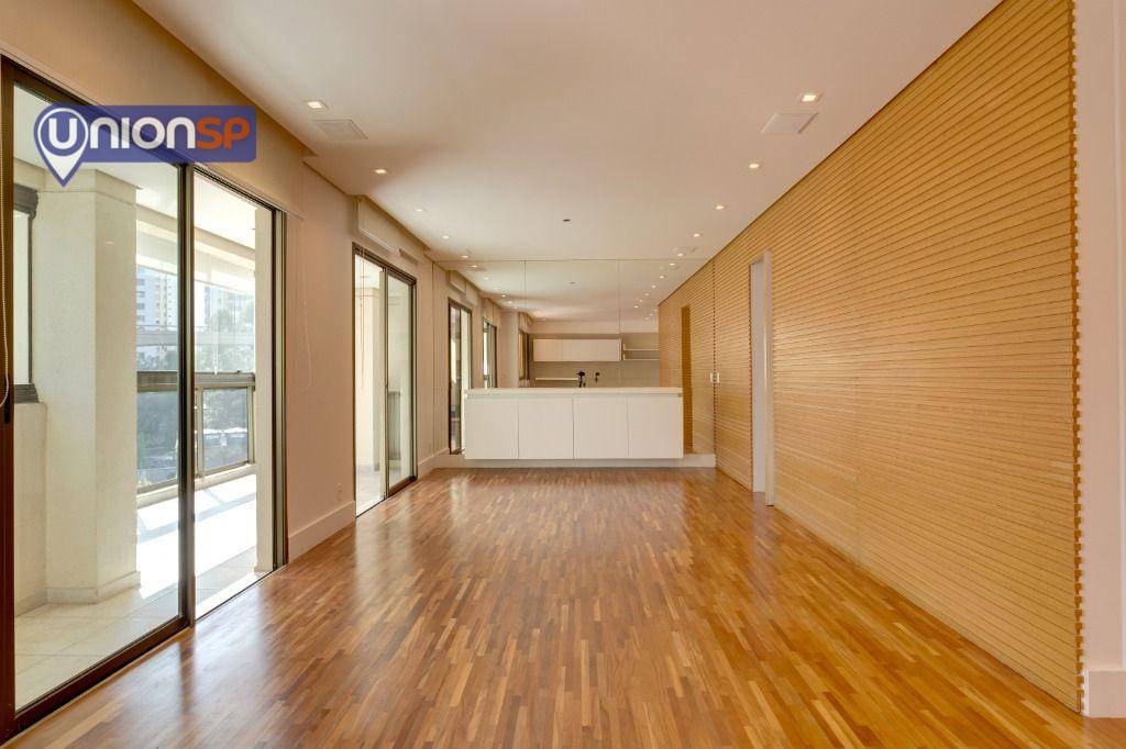 Apartamento à venda com 3 quartos, 147m² - Foto 5