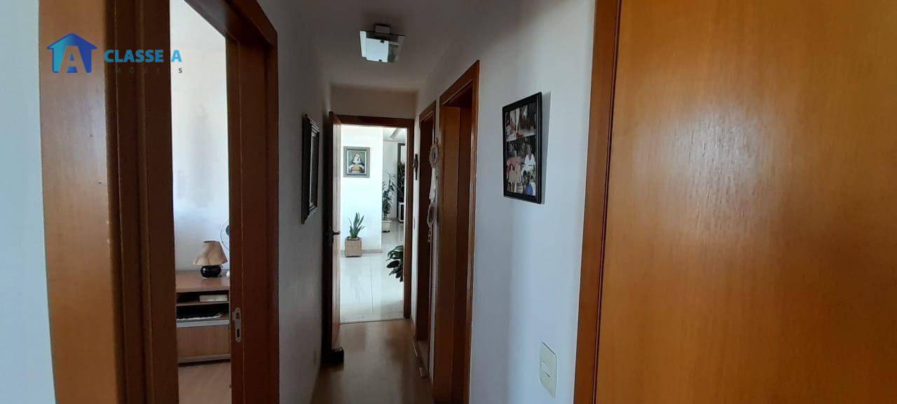 Apartamento à venda com 3 quartos, 177m² - Foto 7