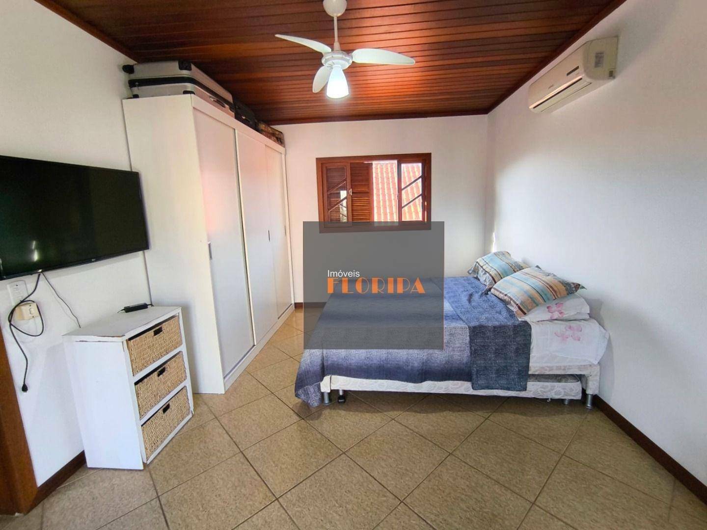 Casa à venda com 4 quartos, 200m² - Foto 22