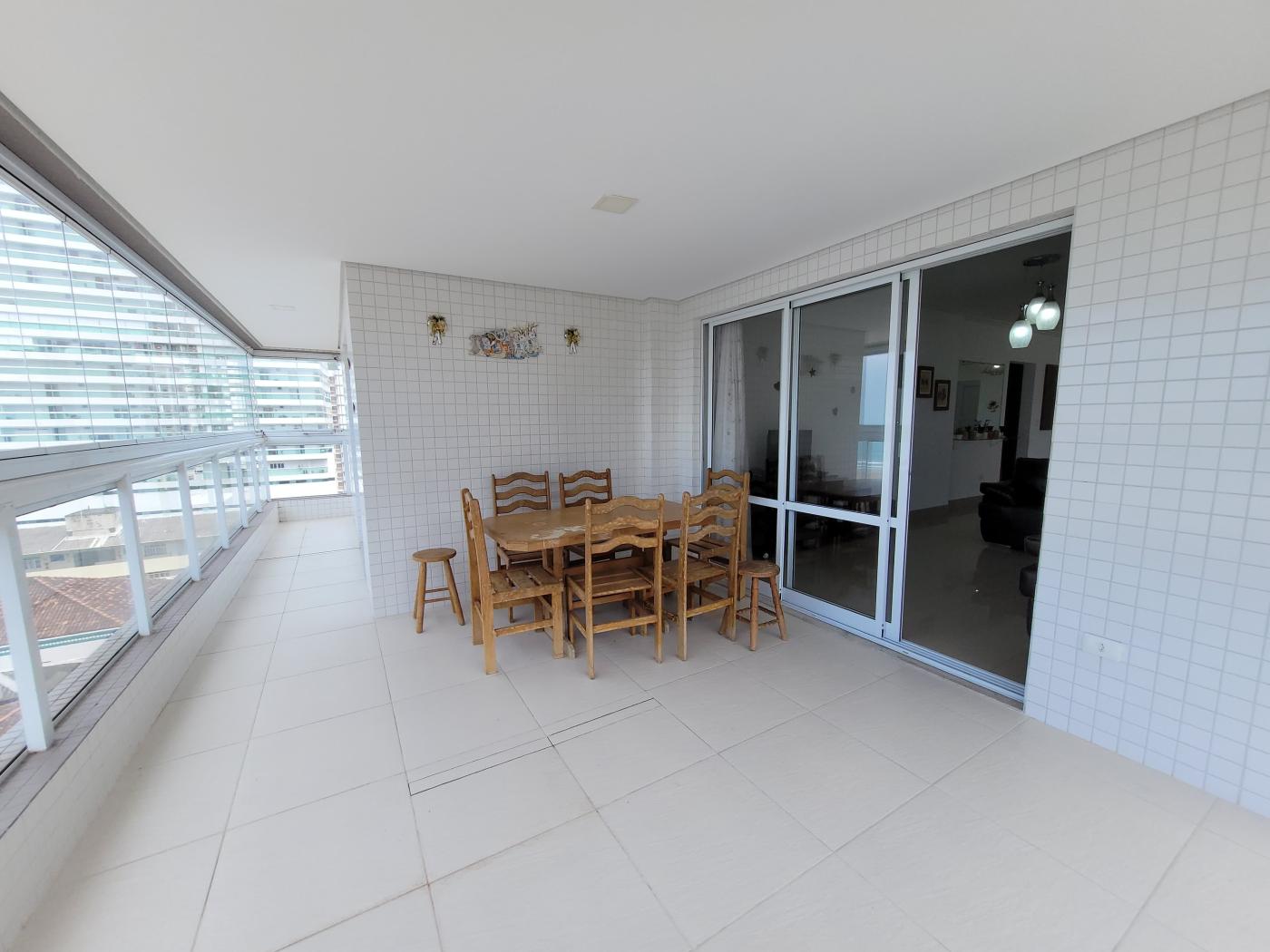 Apartamento à venda com 4 quartos, 214m² - Foto 11