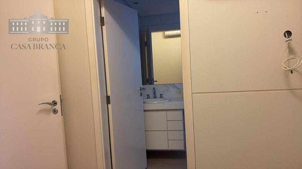 Apartamento à venda com 3 quartos, 170m² - Foto 6