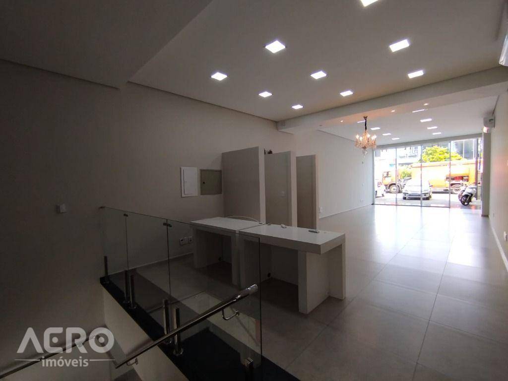 Prédio Inteiro para alugar, 1500m² - Foto 39