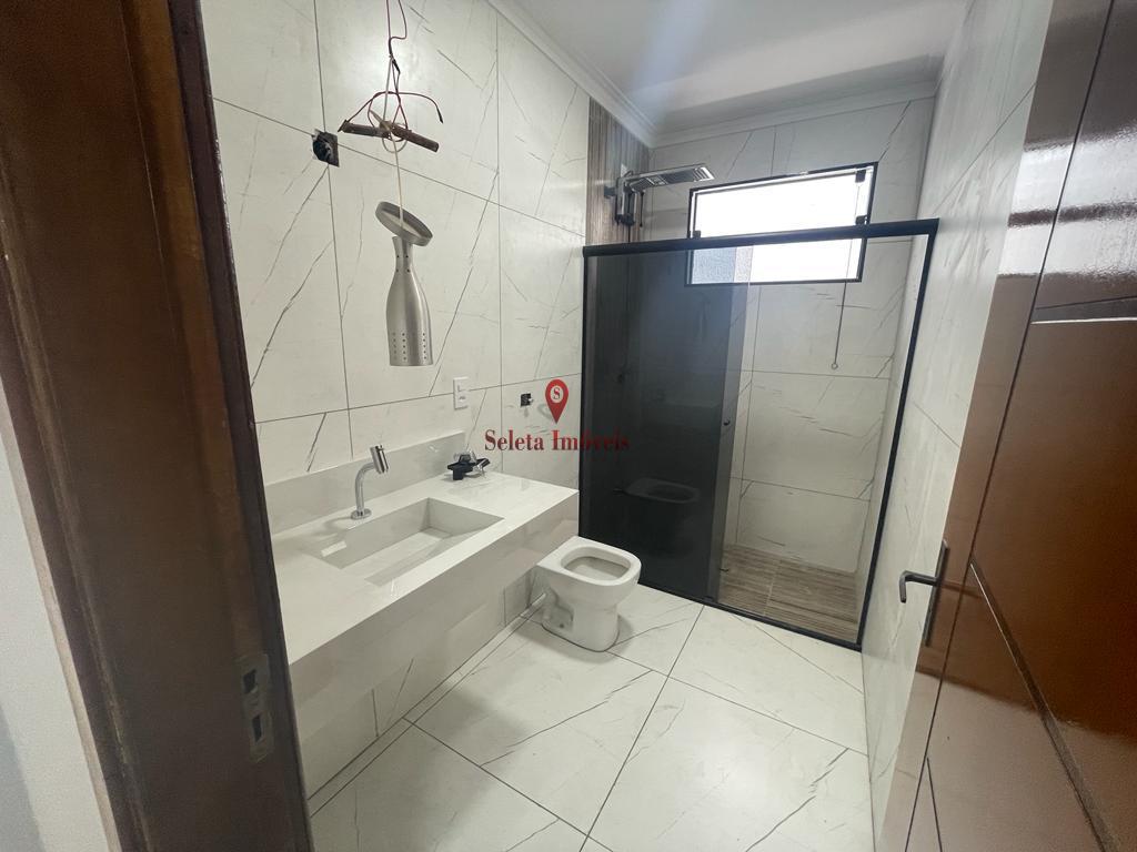 Casa à venda com 2 quartos, 90m² - Foto 7