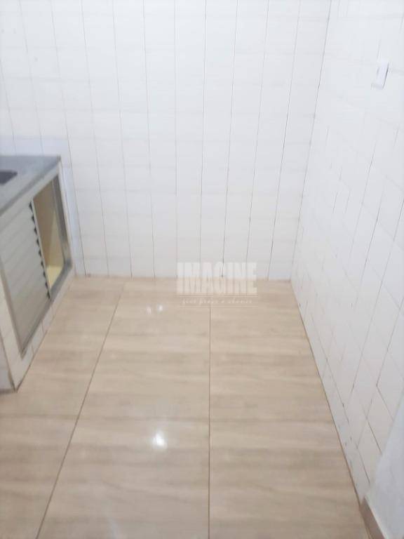 Apartamento à venda com 2 quartos, 41m² - Foto 3